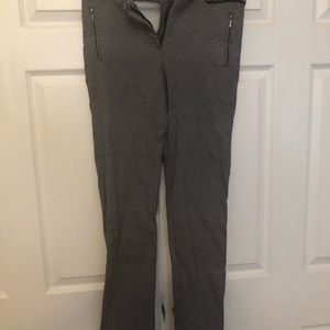 Woman’s black / white pants